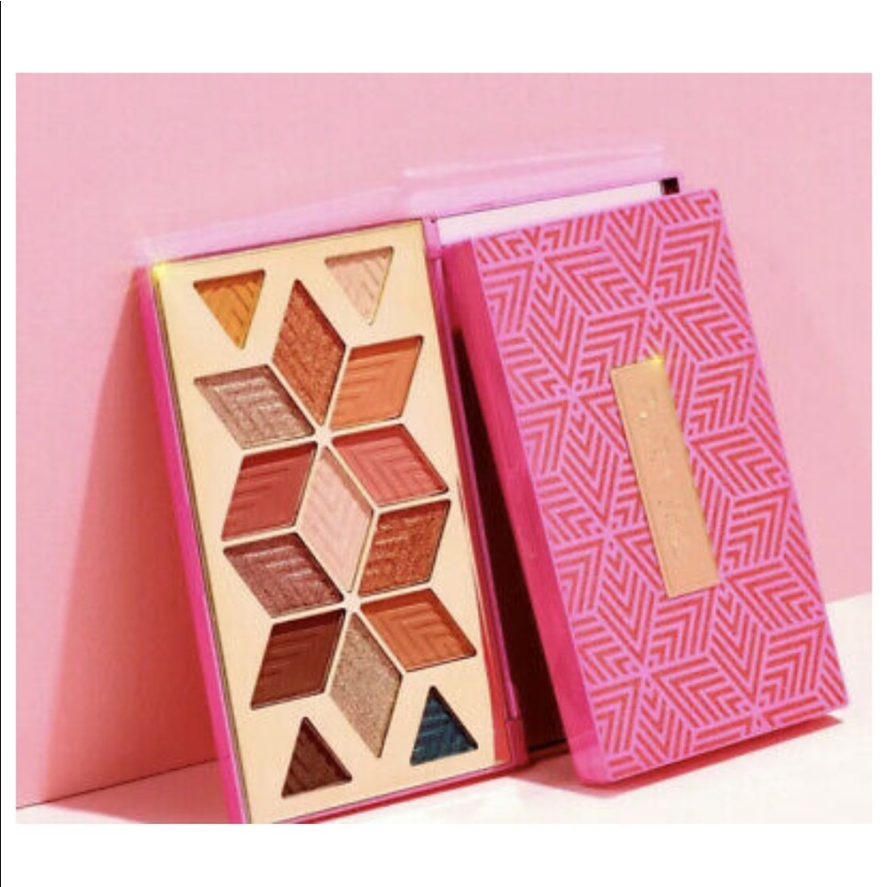 PUR X Barbie Endless‎ Possibilities 11 Eyeshadow